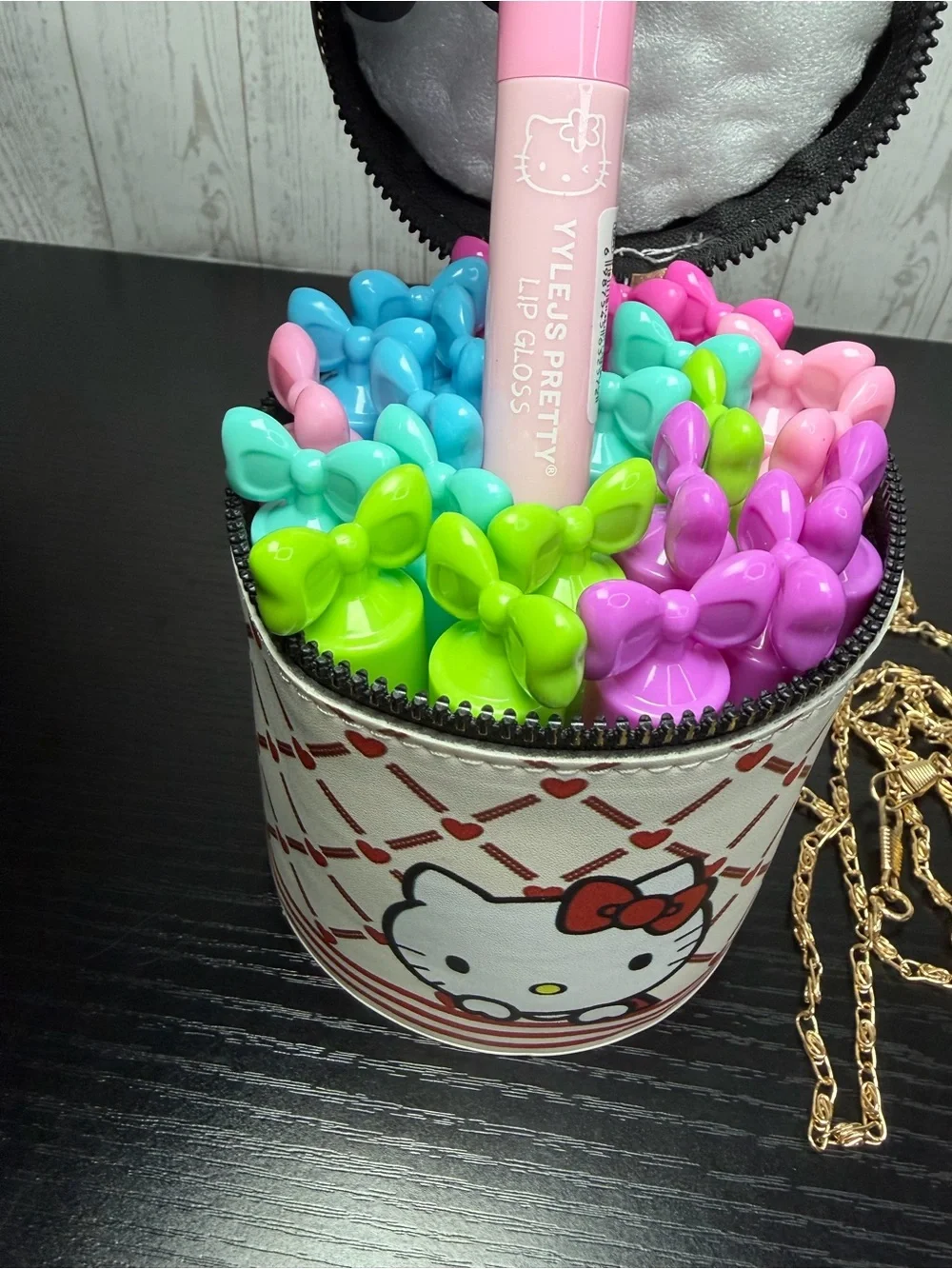 Sanrio 24 pcs